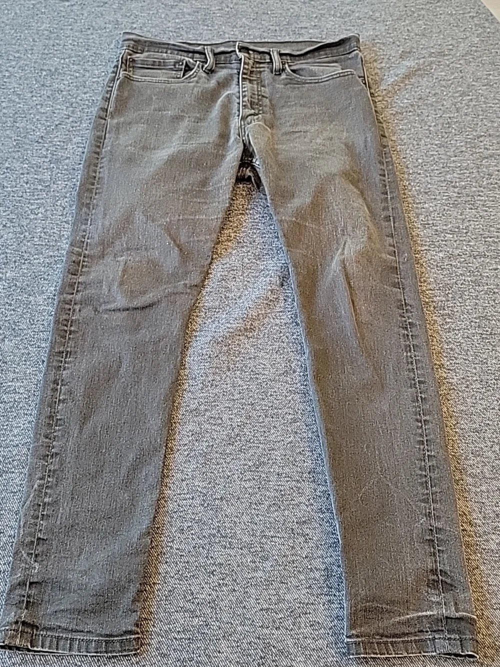 Levis 512 Jeans Men's 34x32‎ Black Slim Taper Dark Wash Classic Stretch Denim